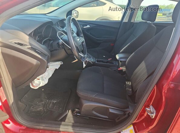 1FADP3K27GL359308 2016 FORD FOCUS Красный Вид салона спереди