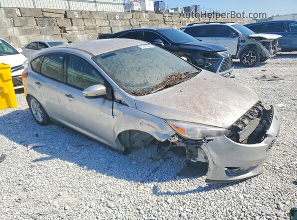 1FADP3K2XHL217956 2017 FORD FOCUS Silver Front right