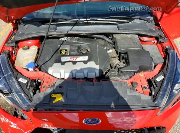 1FADP3L96GL227409 2016 FORD FOCUS Red Widok wnętrza z tyłu