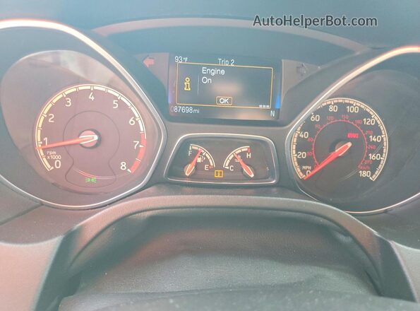 1FADP3L96GL227409 2016 FORD FOCUS Red Widok zestawu wskaźników
