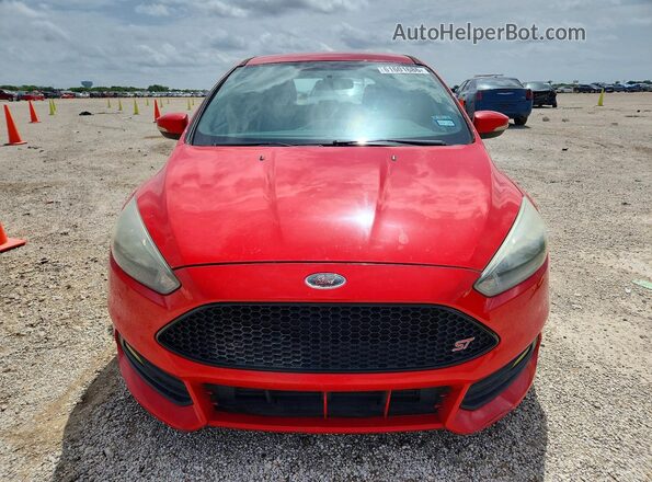 1FADP3L99HL229690 2017 FORD FOCUS Red Widok z przodu