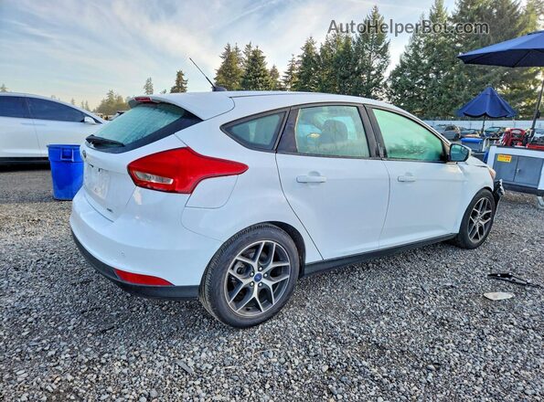 1FADP3M21JL224586 2018 FORD FOCUS White Rear right