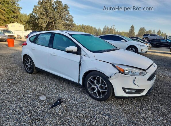 1FADP3M21JL224586 2018 FORD FOCUS White Front right