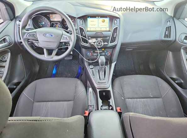 1FADP3M21JL224586 2018 FORD FOCUS White Dashboard view
