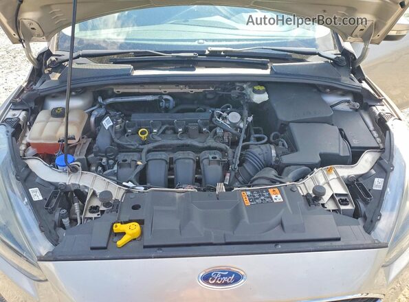 1FADP3M23HL246342 2017 FORD FOCUS Gold Սալոնի հետևի տեսք