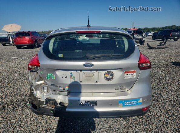 1FADP3M2XHL210552 2017 FORD FOCUS Silver Հետևի տեսք