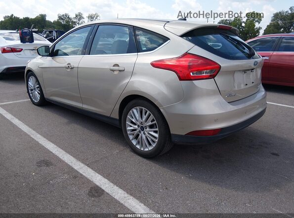 1FADP3N22HL302155 2017 FORD FOCUS Золотой Задняя левая четверть