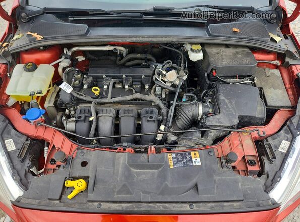 1FADP3N23JL326714 2018 FORD FOCUS Red Vista interior trasera