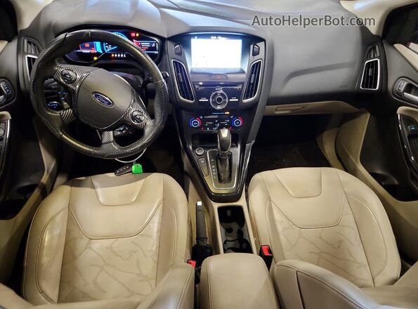 1FADP3R43HL269940 2017 FORD FOCUS Blue Dashboard view