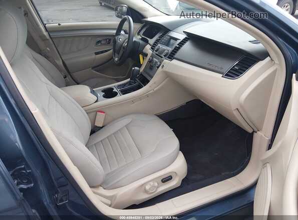 1FAHP2D85JG141302 2018 FORD TAURUS Blue Front interior view
