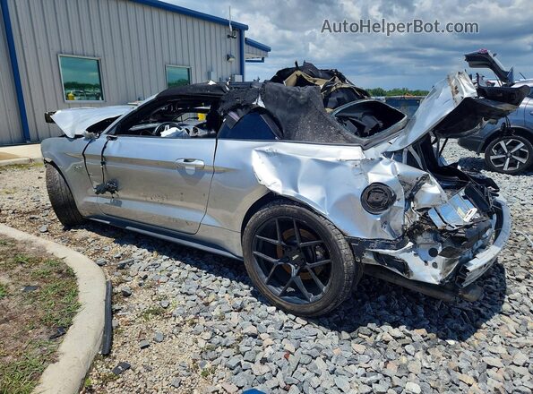 1FATP8FF7J5117894 2018 FORD MUSTANG Silver Trasero izquierdo