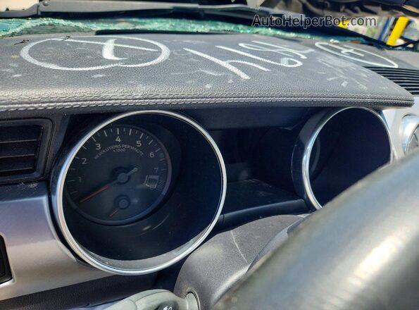 1FATP8FF7J5117894 2018 FORD MUSTANG Silver Vista del cuadro de instrumentos