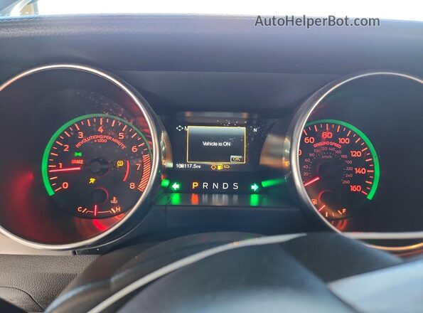 1FATP8UH3J5132610 2018 FORD MUSTANG Серебряный Вид щитка приборов