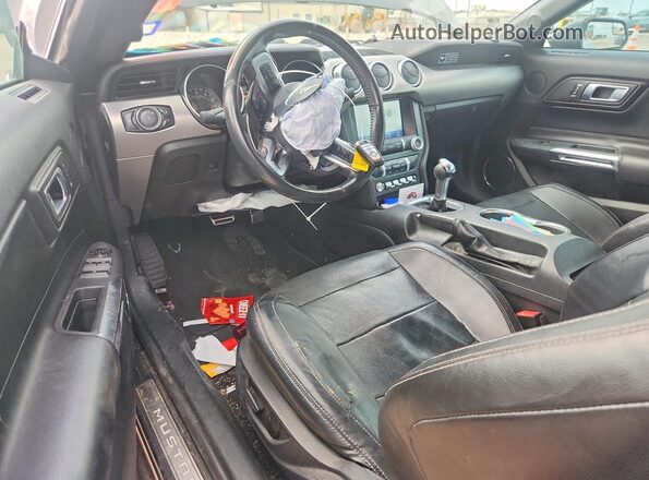 1FATP8UH5L5112989 2020 FORD MUSTANG Угольный Вид панели приборов