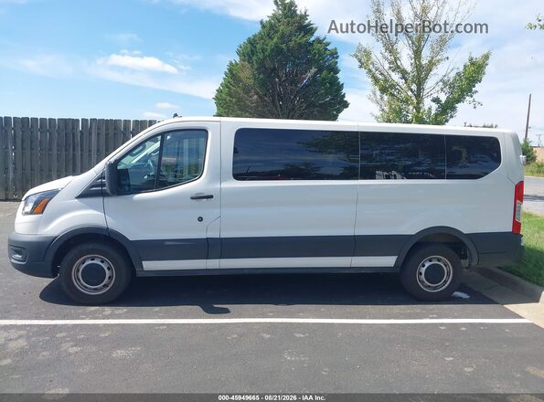1FBAX2Y87NKA14516 2022 FORD TRANSIT-350 White Widok wnętrza z tyłu