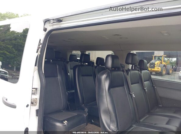 1FBAX2Y89MKA91760 2021 FORD TRANSIT-350 White VIN կոդի պիտակի տեսք