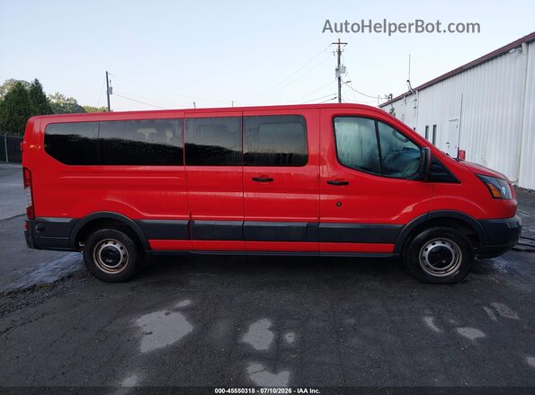 1FBZX2ZM2GKB19031 2016 FORD TRANSIT-350 Красный Вид задней части салона