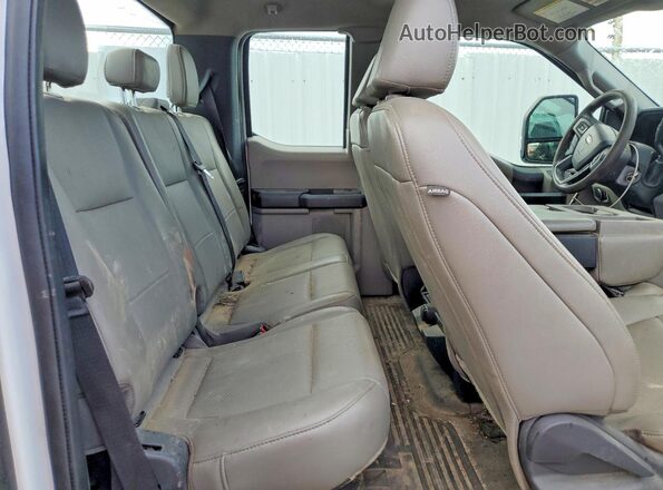 1FD7X2B64NEC96489 2022 FORD F250 White Հետևի նստատեղերի տեսք