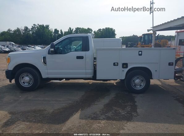 1FDBF2A60HEE09826 2017 FORD F-250 White 
