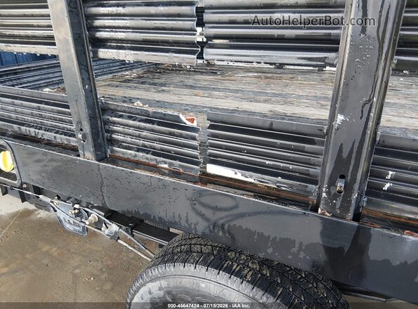 1FDBF2A6XKEF56727 2019 FORD F-250 Blue Widok wnętrza z tyłu