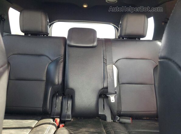 1FM5K7D80HGD99872 2017 FORD EXPLORER White Widok tylnych siedzeń