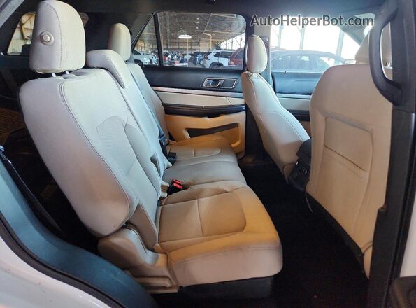 1FM5K7D85KGA78644 2019 FORD EXPLORER White უკანა სალონის ხედი