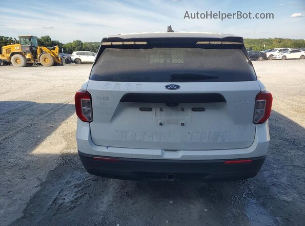 1FM5K8AB2NGA29038 2022 FORD EXPLORER White Rear view