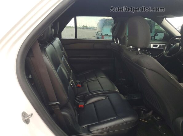 1FM5K8AB5LGA82927 2020 FORD EXPLORER White Սալոնի հետևի տեսք