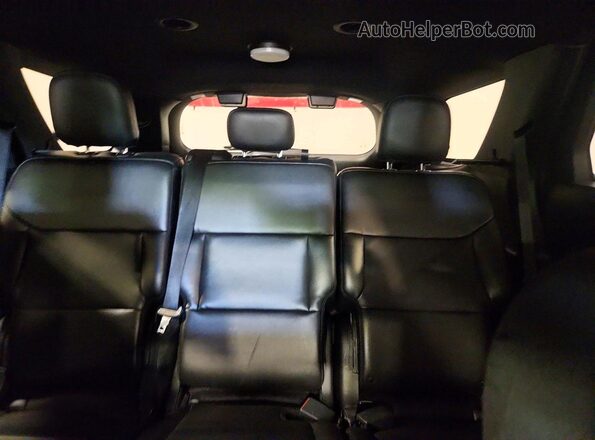 1FM5K8AB7LGC95152 2020 FORD EXPLORER Gray Widok tylnych siedzeń