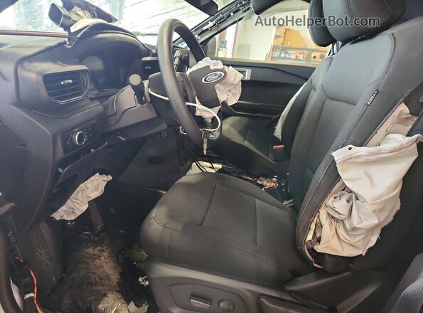1FM5K8AB8TGA41739 2026 FORD EXPLORER Белый Вид салона спереди