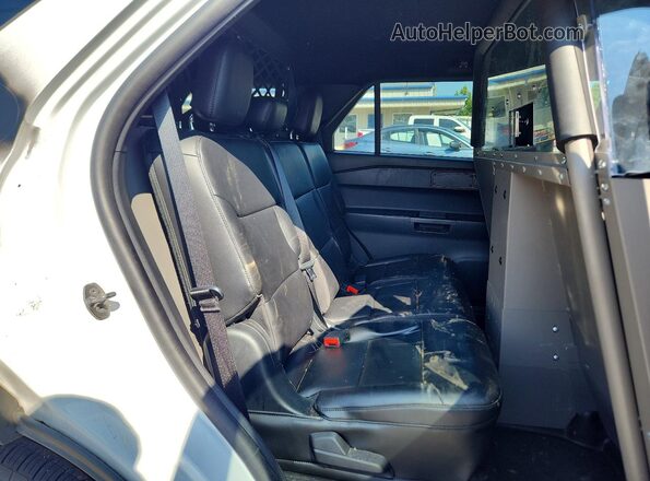1FM5K8AC6NGA50032 2022 FORD EXPLORER White Rear interior view