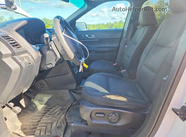 1FM5K8AR1GGD31176 2016 FORD EXPLORER Белый Вид салона спереди