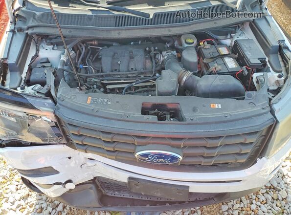 1FM5K8AR5HGC79052 2017 FORD EXPLORER Белый Вид задней части салона