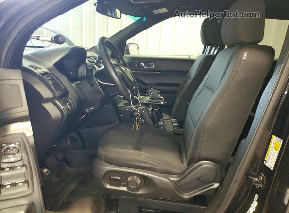 1FM5K8AR7GGA04569 2016 FORD EXPLORER Черный Вид салона спереди