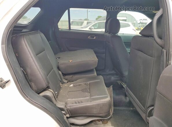 1FM5K8AR9GGA08008 2016 FORD EXPLORER Белый Вид задних сидений
