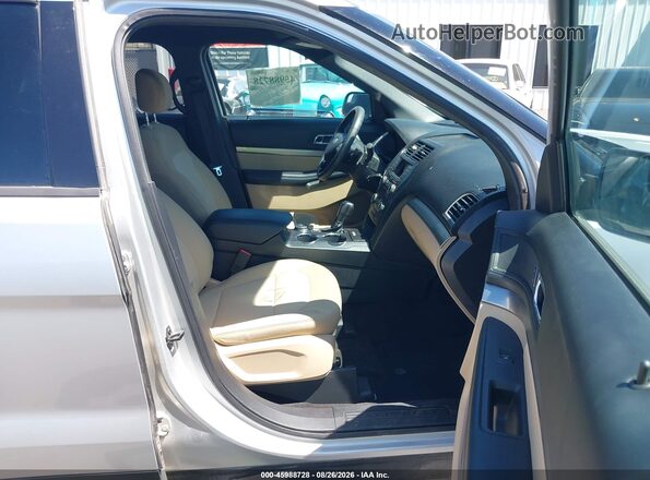 1FM5K8B82HGE01940 2017 FORD EXPLORER Silver Սալոնի դիմացի տեսք