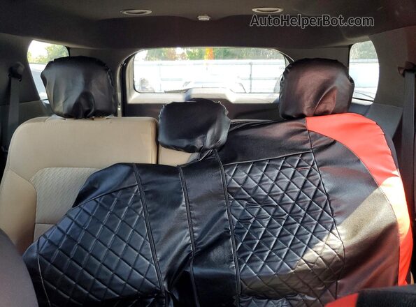 1FM5K8B8XHGA65549 2017 FORD EXPLORER Red Widok tylnych siedzeń