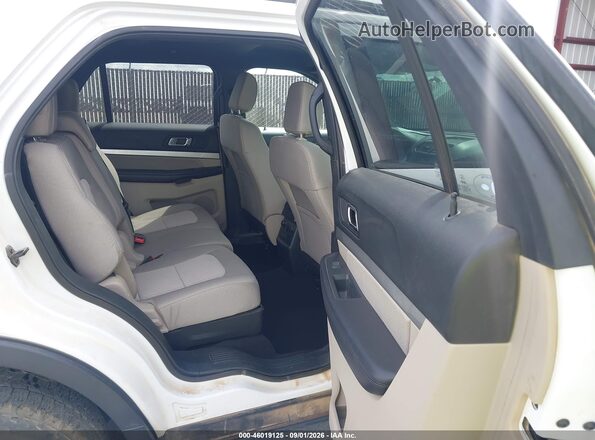 1FM5K8BH8JGC45215 2018 FORD EXPLORER White Vista de la etiqueta del VIN