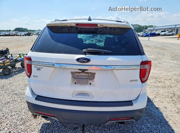 1FM5K8D81JGA23550 2018 FORD EXPLORER White Widok z tyłu