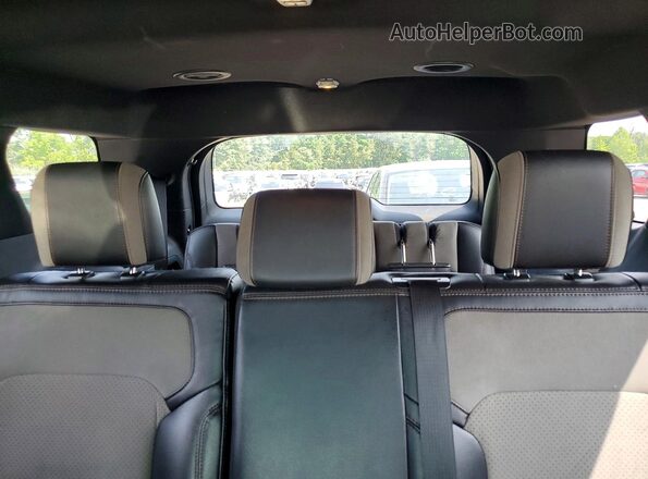 1FM5K8D84HGD94678 2017 FORD EXPLORER Gray Rear seats view