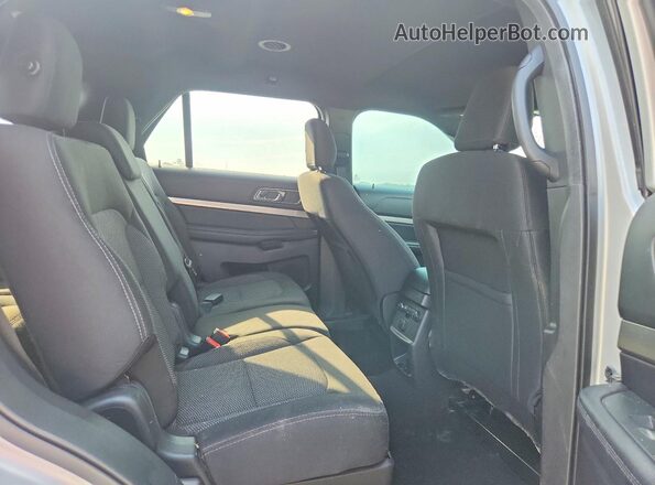 1FM5K8D84KGA61520 2019 FORD EXPLORER Silver Widok tylnych siedzeń