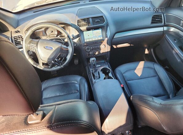 1FM5K8D86JGC66786 2018 FORD EXPLORER Gray Dashboard view