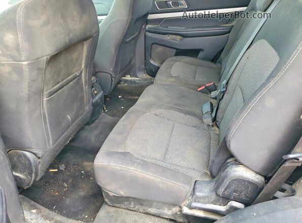1FM5K8D87GGD19942 2016 FORD EXPLORER Серебряный Вид задней части салона