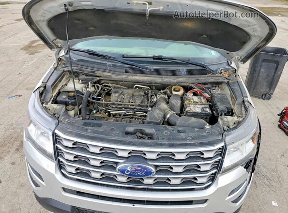 1FM5K8D87GGD19942 2016 FORD EXPLORER Серебряный Вид подкапотного пространства