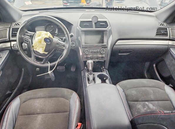 1FM5K8D8XJGC79010 2018 FORD EXPLORER Gray Առջևի վահանակի տեսք