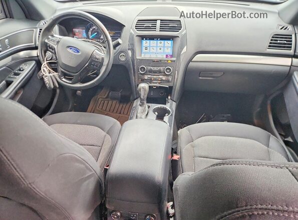 1FM5K8D8XKGA70108 2019 FORD EXPLORER Gray Widok deski rozdzielczej