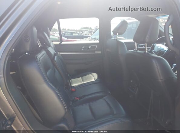 1FM5K8F80KGA32772 2019 FORD EXPLORER Gray Vista de la etiqueta del VIN