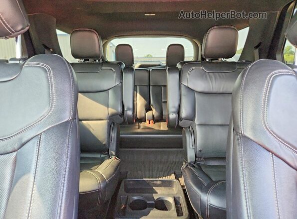 1FM5K8GC2LGC22318 2020 FORD EXPLORER Gray Rear seats view