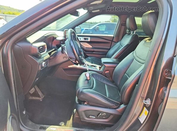 1FM5K8GC2LGC22318 2020 FORD EXPLORER Gray Front interior view
