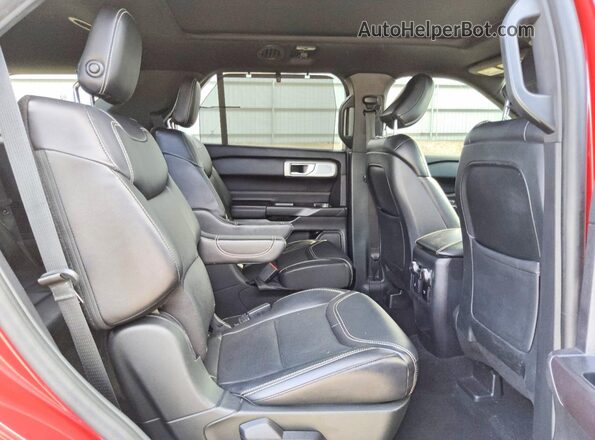1FM5K8GCXLGA26059 2020 FORD EXPLORER Red Widok wnętrza z tyłu